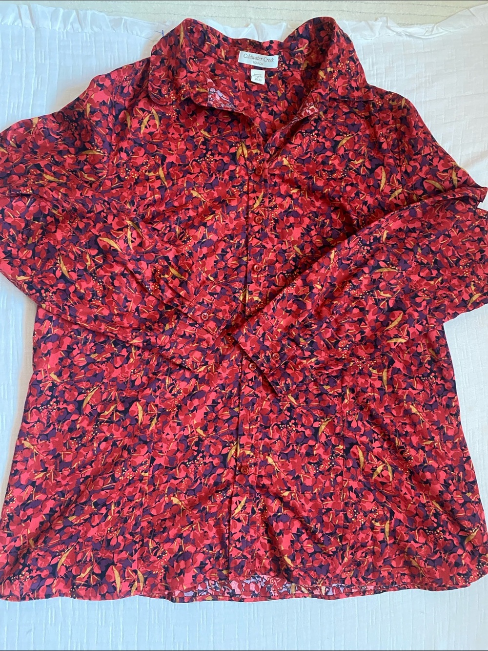 COLDWATER CREEK 100% Cotton 
Red Floral Button-Down Shirt - Picture 5 of 9